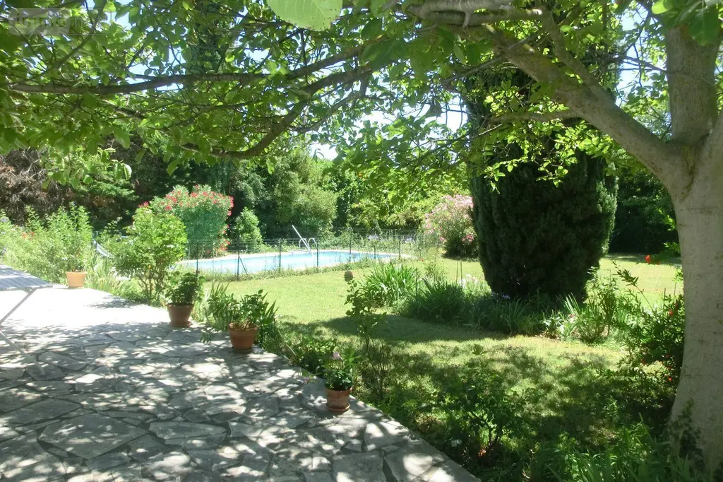 Maison a vendre Saint-Martin-de-Crau 13310 Bouches-du-Rhône 13 170 m2 8 pièces 714000 euros 075/204 018
