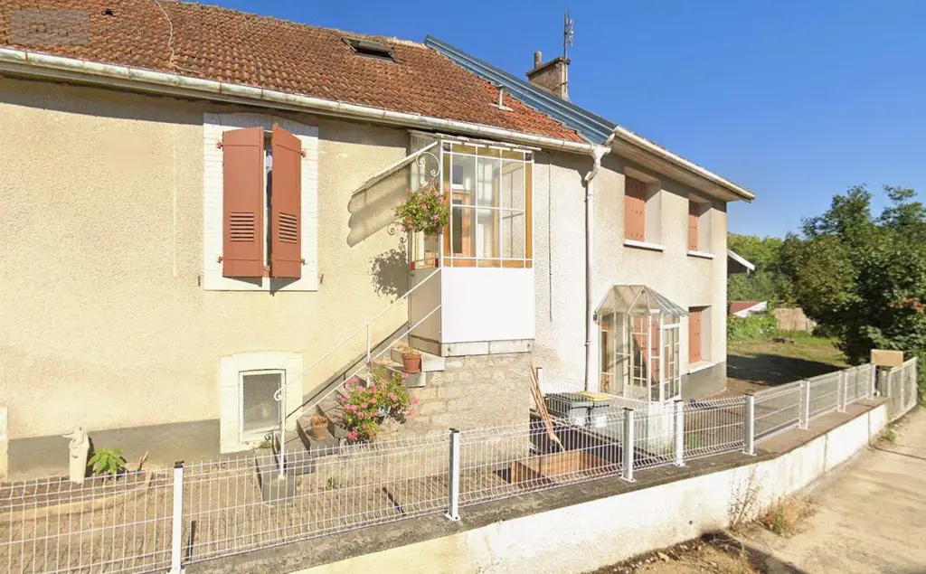 Immeuble de rapport a vendre Noidans-lès-Vesoul 70000 Haute-Saône 70 140 m2 7 pièces 150000 euros 70003-268 001