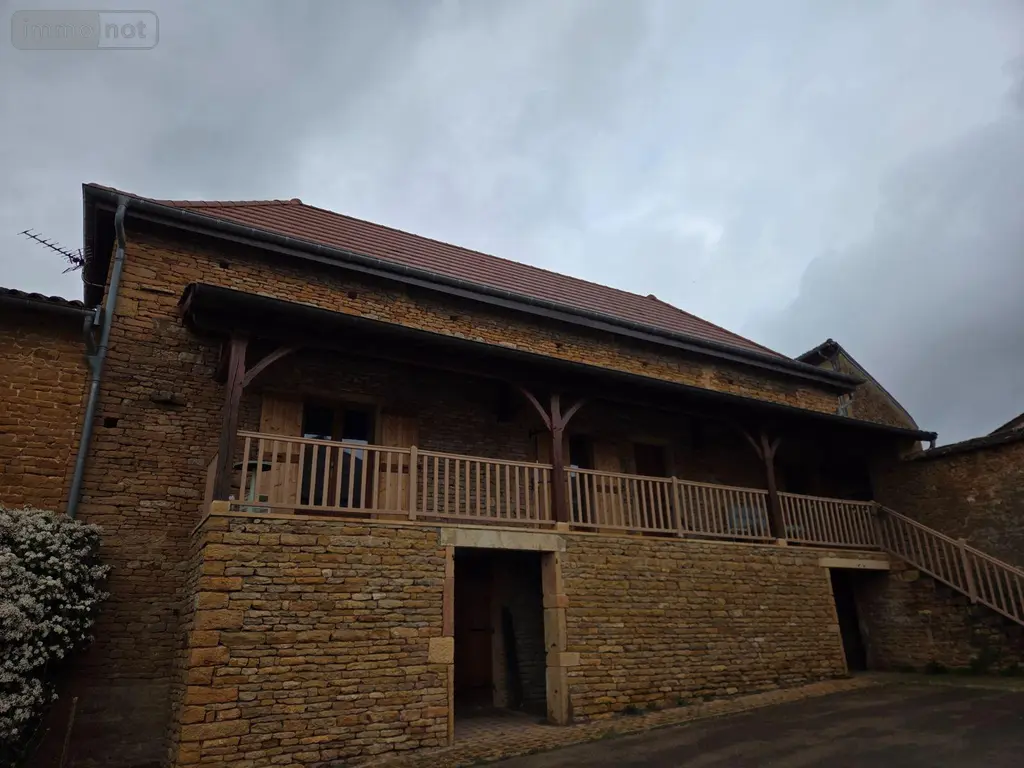 Propriete a vendre Chevagny-les-Chevrières 71960 Saône-et-Loire 71 307 m2 12 pièces 899600 euros 13779/988 002