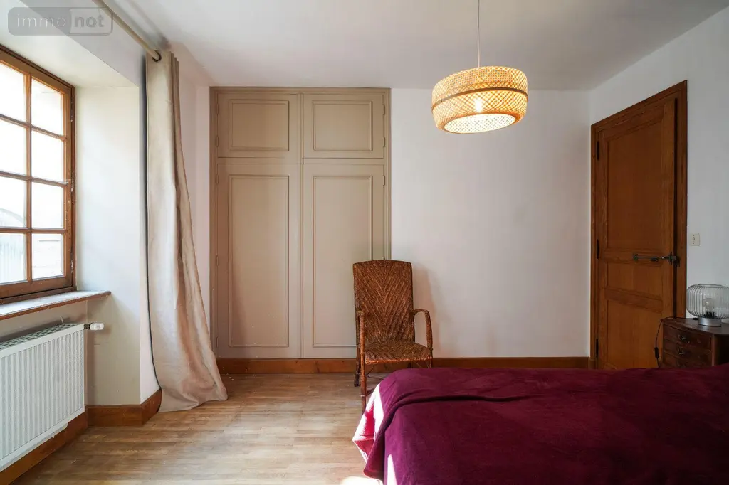 Propriete a vendre Chevagny-les-Chevrières 71960 Saône-et-Loire 71 307 m2 12 pièces 899600 euros 13779/988 007