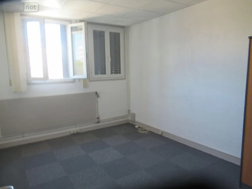 Fonds et murs commerciaux a vendre Troyes 10000 Aube 10 102 m2 6 pièces 128400 euros 10377/939 004