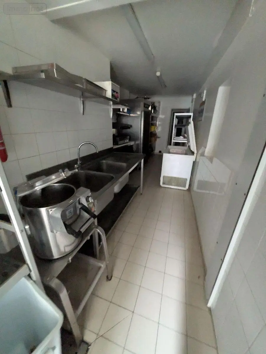 Fonds et murs commerciaux a vendre Bergues 59380 Nord 59 10 pièces 362000 euros W4048 019