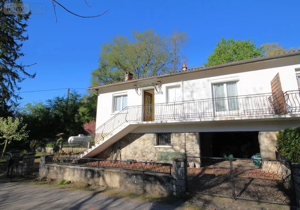 Maison a vendre Villefranche-de-Rouergue 12200 Aveyron 12 89 m2 3 pièces 84900 euros 3209 002