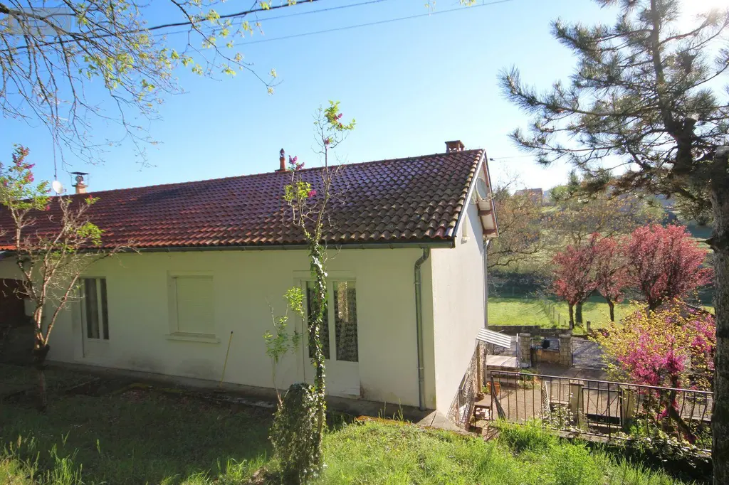 Maison a vendre Villefranche-de-Rouergue 12200 Aveyron 12 89 m2 3 pièces 84900 euros 3209 021