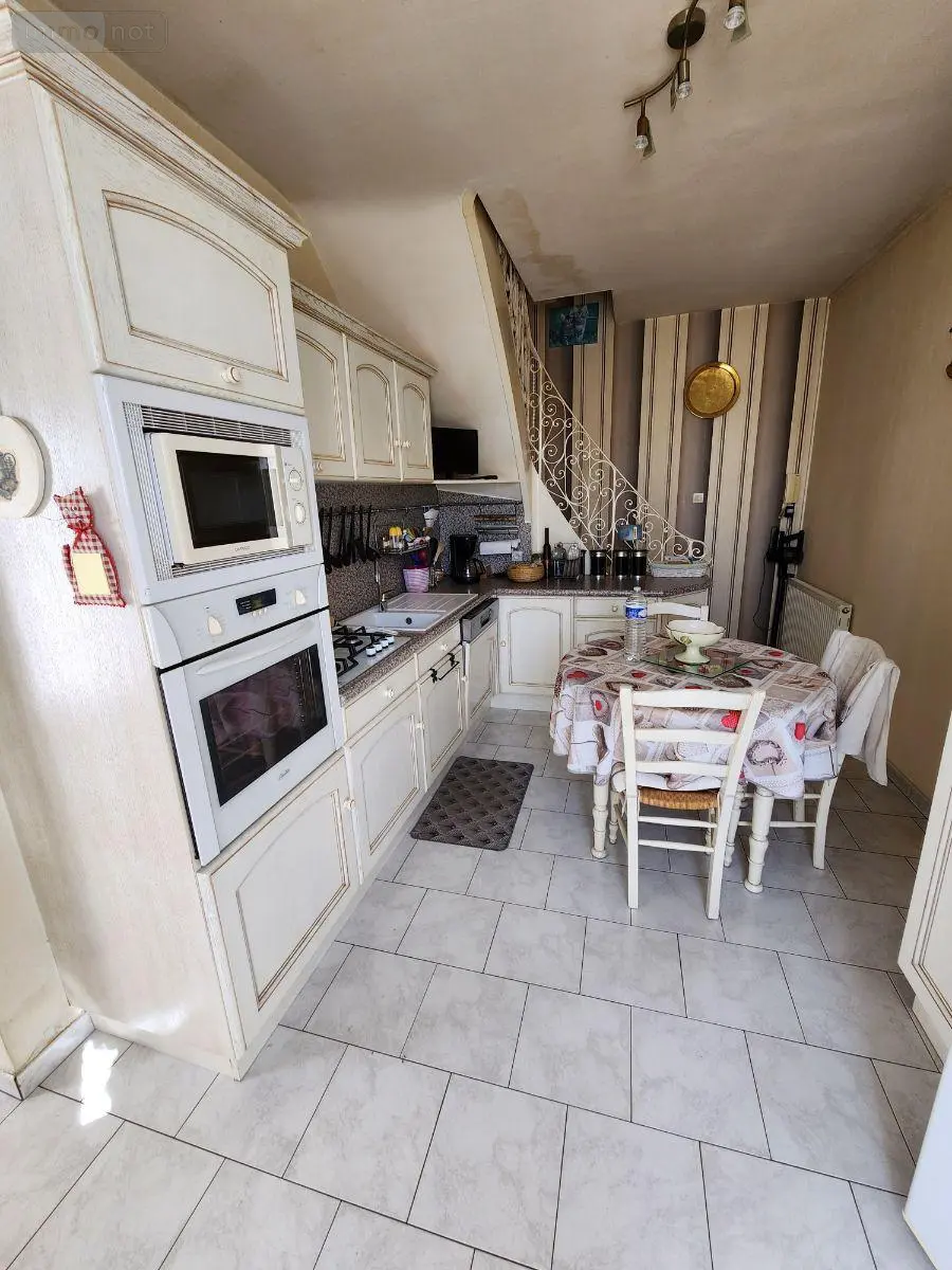 Maison a vendre La Flèche 72200 Sarthe 72 85 m2 4 pièces 204360 euros 1250 003