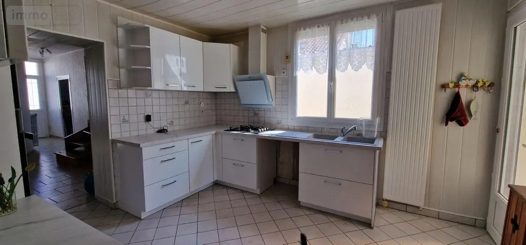 Maison a vendre Thouars 79100 Deux-Sèvres 79 122 m2 5 pièces 235000 euros 79079-54 006