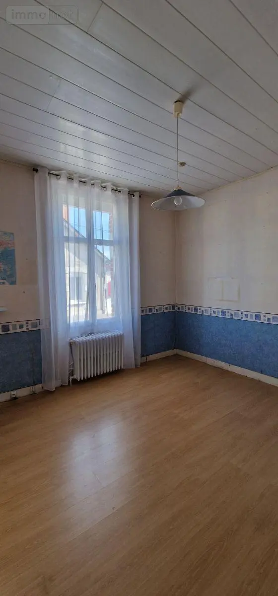 Maison a vendre Thouars 79100 Deux-Sèvres 79 122 m2 5 pièces 235000 euros 79079-54 011
