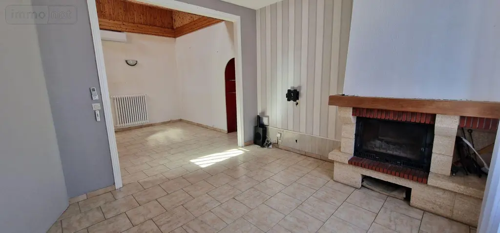 Maison a vendre Thouars 79100 Deux-Sèvres 79 122 m2 5 pièces 235000 euros 79079-54 004