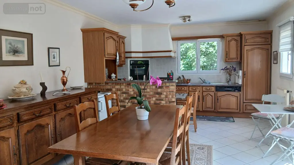 Location maison La Gacilly 56200 Morbihan 56 136 m2 5 pièces 1075 euros 009/1354 005