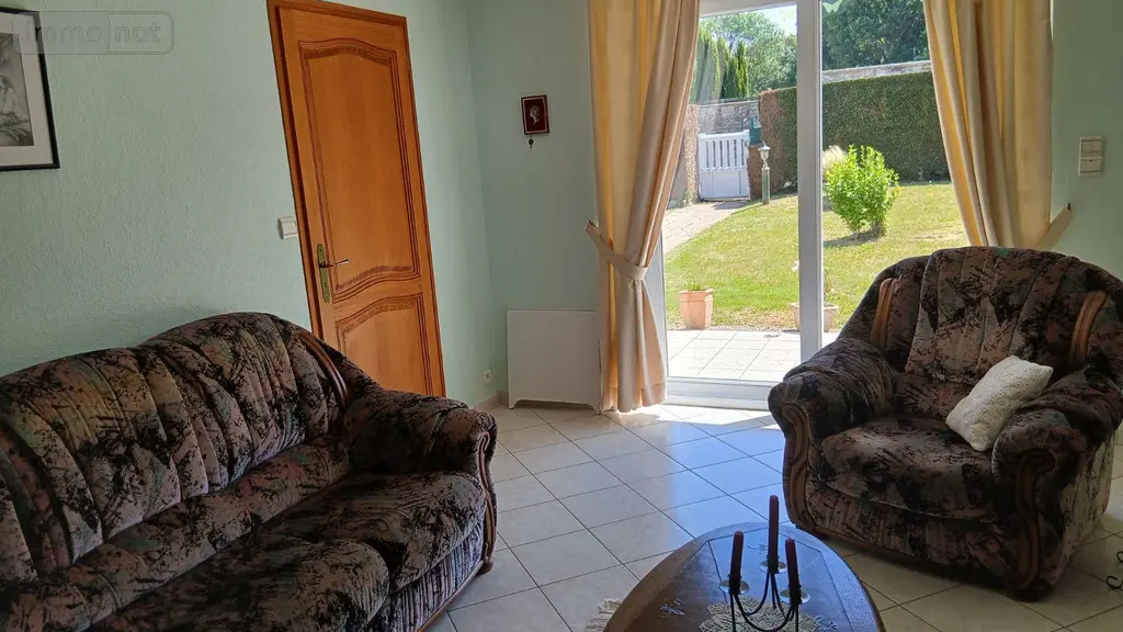 Location maison La Gacilly 56200 Morbihan 56 136 m2 5 pièces 1075 euros 009/1354 003
