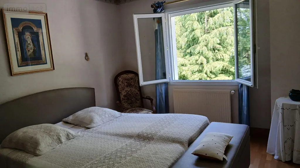 Location maison La Gacilly 56200 Morbihan 56 136 m2 5 pièces 1075 euros 009/1354 004