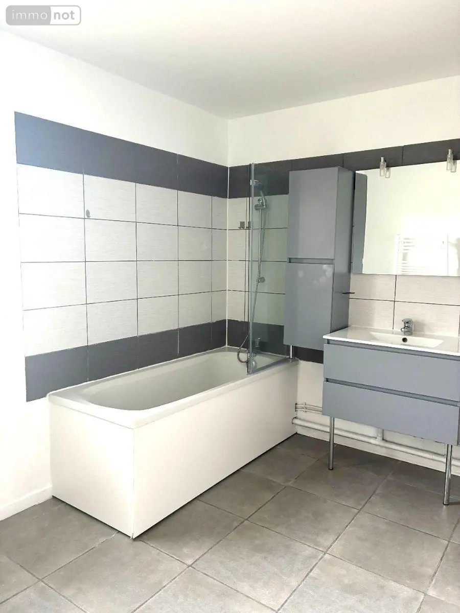 Appartement a vendre Goven 35580 Ille-et-Vilaine 35 64 m2 3 pièces 171930 euros JS/462 007