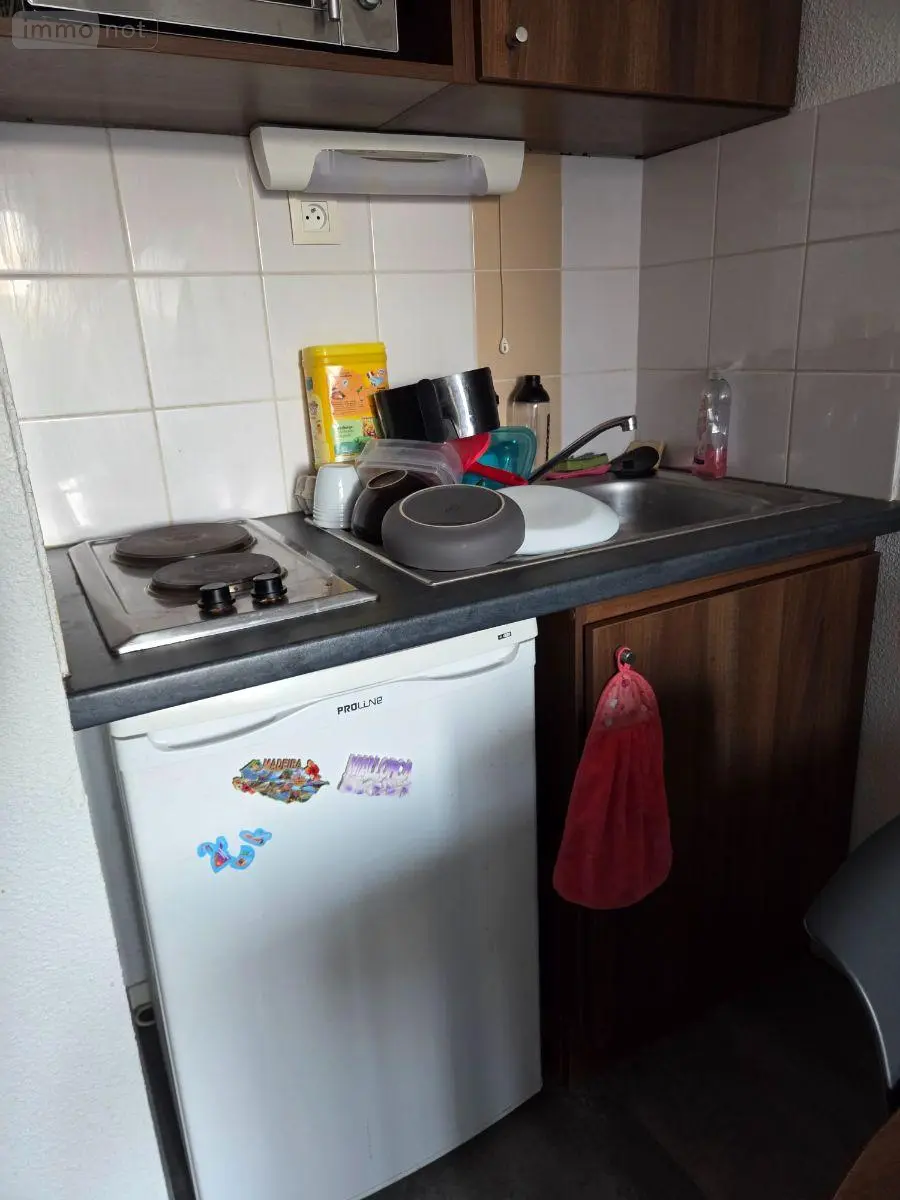 Appartement a vendre Bron 69500 Rhône 69 18 m2 1 pièce 82000 euros 13779/991 003