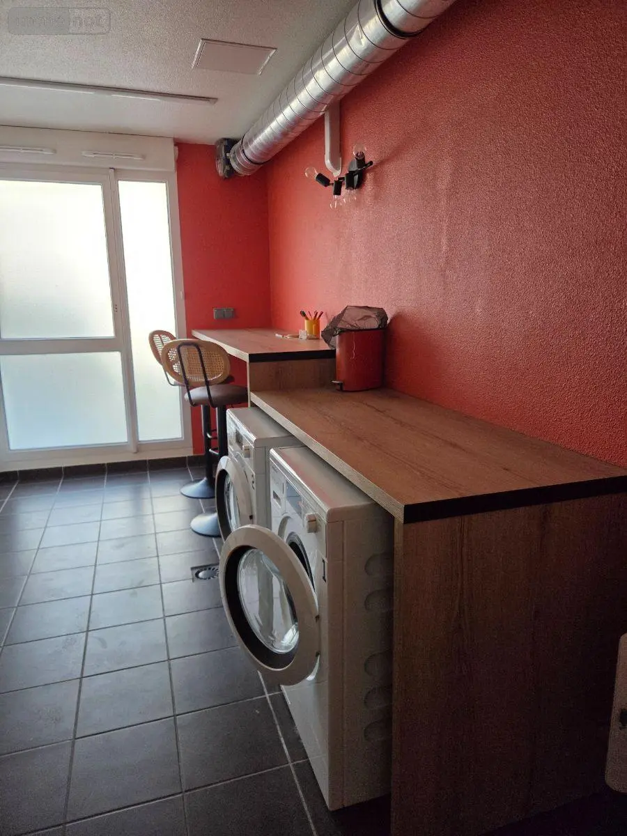 Appartement a vendre Bron 69500 Rhône 69 18 m2 1 pièce 82000 euros 13779/991 005
