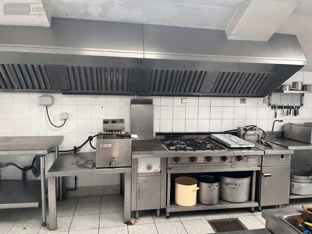 Location fonds et murs commerciaux Gouville-sur-Mer 50560 Manche 50 5 pièces 3000 euros 50069/58 005