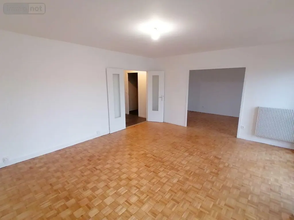 Location appartement Rennes 35000 Ille-et-Vilaine 35 82 m2 3 pièces 868 euros 35129-6813 002