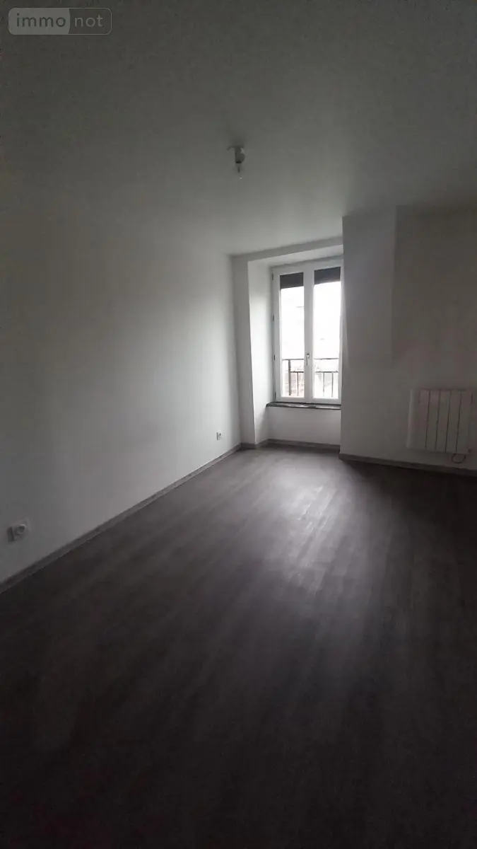 Appartement a vendre Saint-Flour 15100 Cantal 15 75 m2 2 pièces 132500 euros FG/2527 010