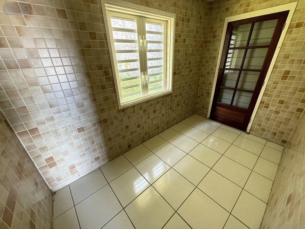 Maison a vendre Montagne 33570 Gironde 33 194 m2 5 pièces 570000 euros 97405/270 007