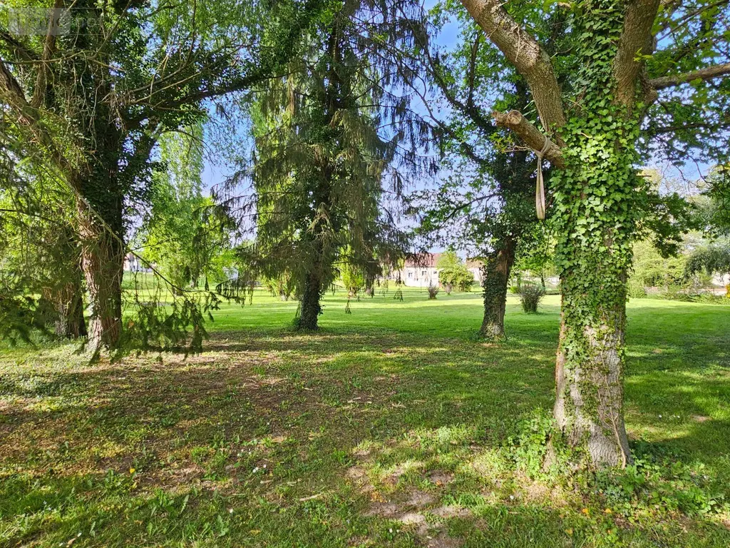 Maison a vendre Le Châtelet 18170 Cher 18 135 m2 6 pièces 100000 euros 26082 019