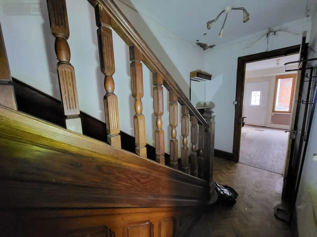 Immeuble de rapport a vendre Neuvic 19160 Corrèze 19 115 m2 6 pièces 38000 euros UM 1314 004
