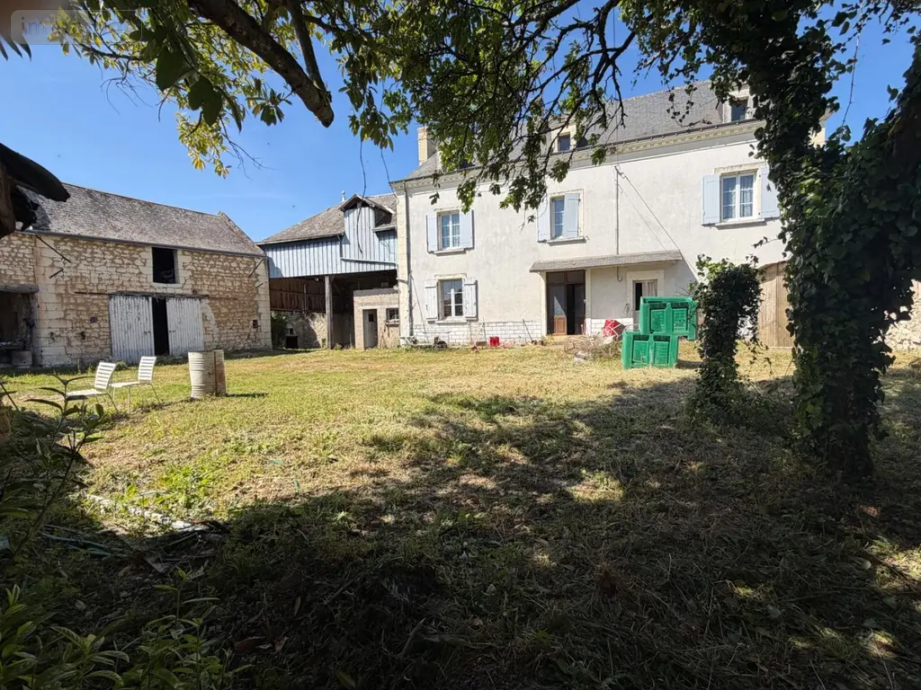 Propriete a vendre Chinon 37500 Indre-et-Loire 37 140 m2 6 pièces 108000 euros 37049-134 009