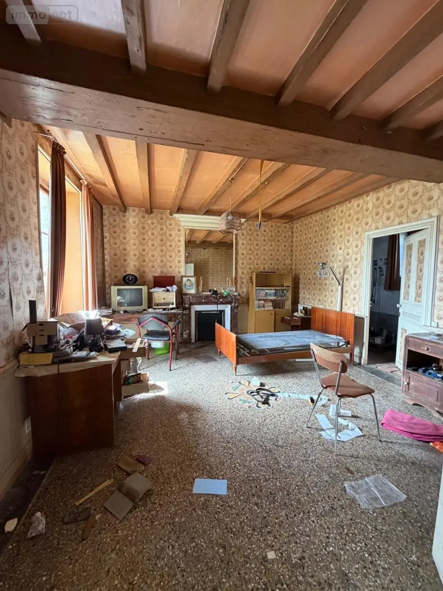 Propriete a vendre Chinon 37500 Indre-et-Loire 37 140 m2 6 pièces 108000 euros 37049-134 017