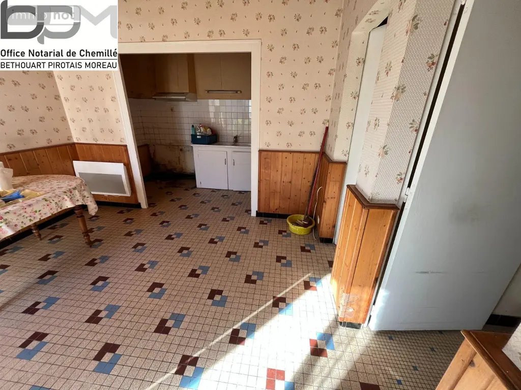 Maison a vendre Chemillé-en-Anjou 49120 Maine-et-Loire 49 132 m2 5 pièces 132000 euros 49062/812 011