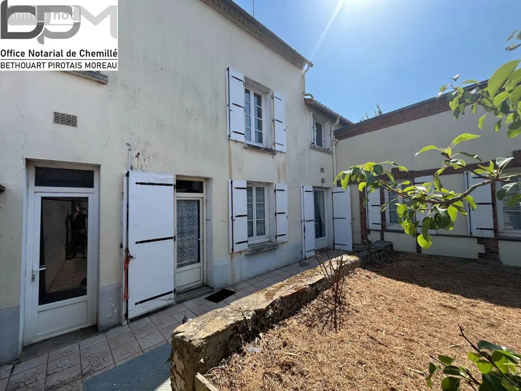 Maison a vendre Chemillé-en-Anjou 49120 Maine-et-Loire 49 132 m2 5 pièces 132000 euros 49062/812 017
