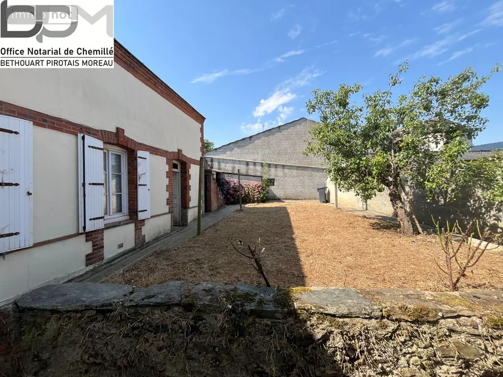 Maison a vendre Chemillé-en-Anjou 49120 Maine-et-Loire 49 132 m2 5 pièces 132000 euros 49062/812 020