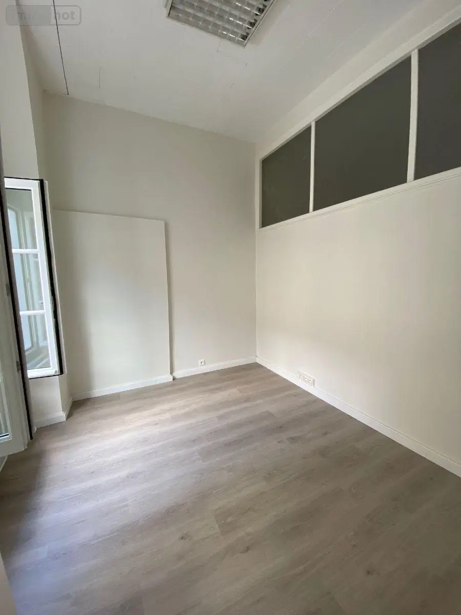 Location divers Rennes 35000 Ille-et-Vilaine 35 42 m2 1100 euros LG/109 003