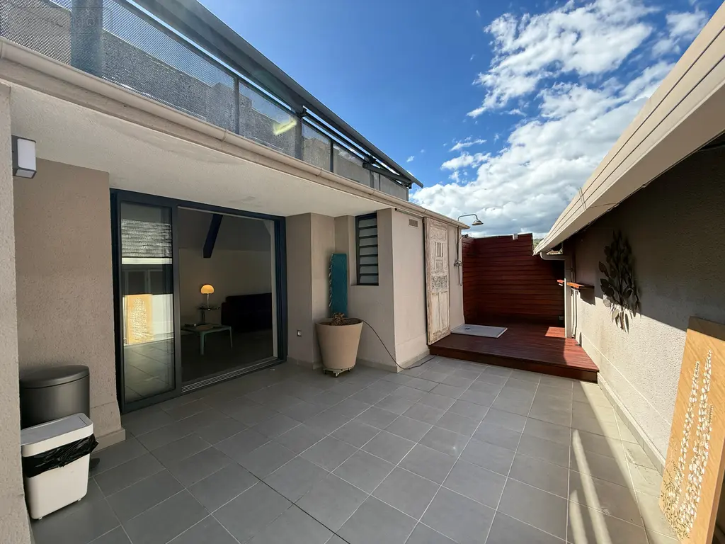 Appartement a vendre Saint-Gilles-les-Bains 97434 La Réunion 974 80 m2 4 pièces 639000 euros 97424/274 016