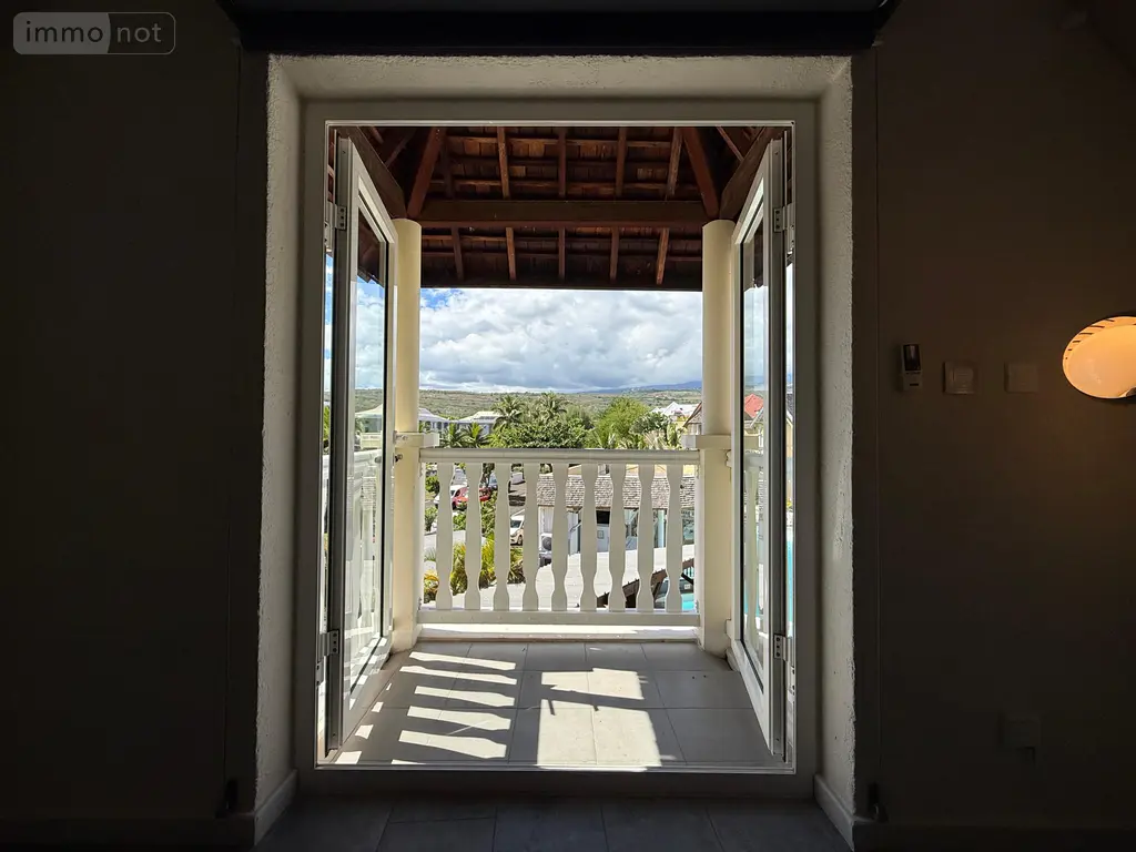 Appartement a vendre Saint-Gilles-les-Bains 97434 La Réunion 974 80 m2 4 pièces 639000 euros 97424/274 018