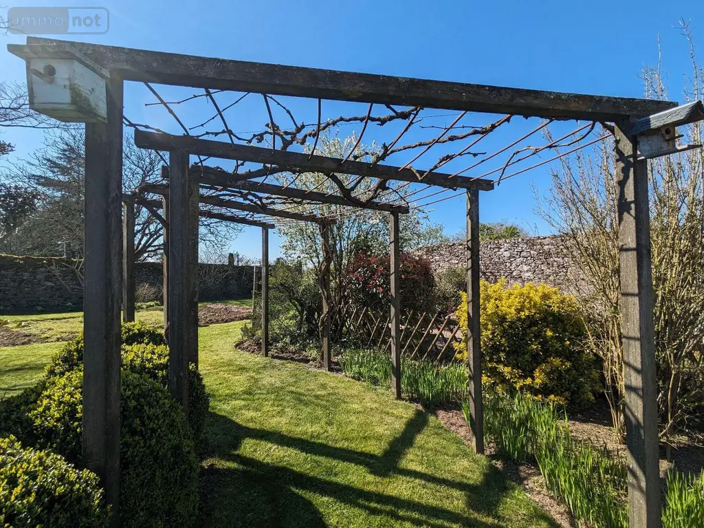 Propriete a vendre Les Herbiers 85500 Vendée 85 258 m2 9 pièces 597000 euros 85013-1090068 022