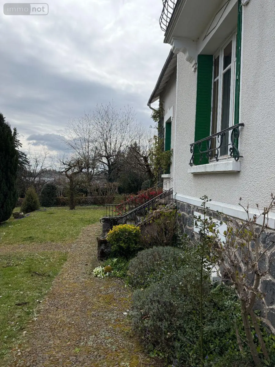 Maison a vendre Mauriac 15200 Cantal 15 134 m2 6 pièces 148400 euros 15060/1263 003