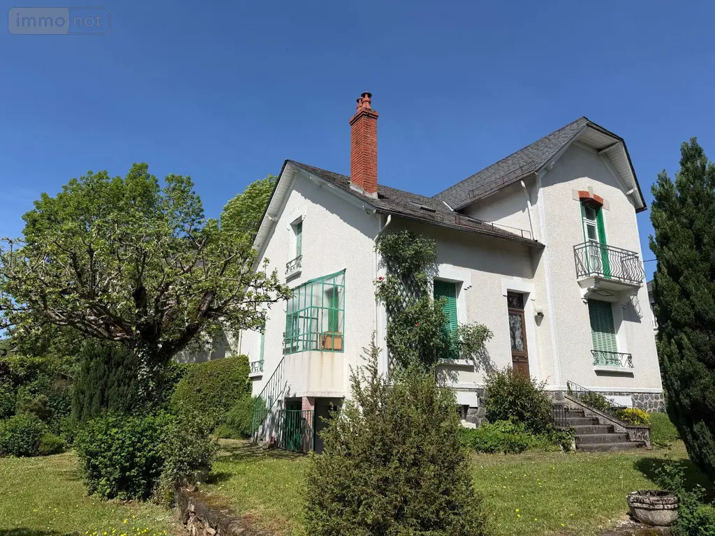 Maison a vendre Mauriac 15200 Cantal 15 134 m2 6 pièces 148400 euros 15060/1263 014