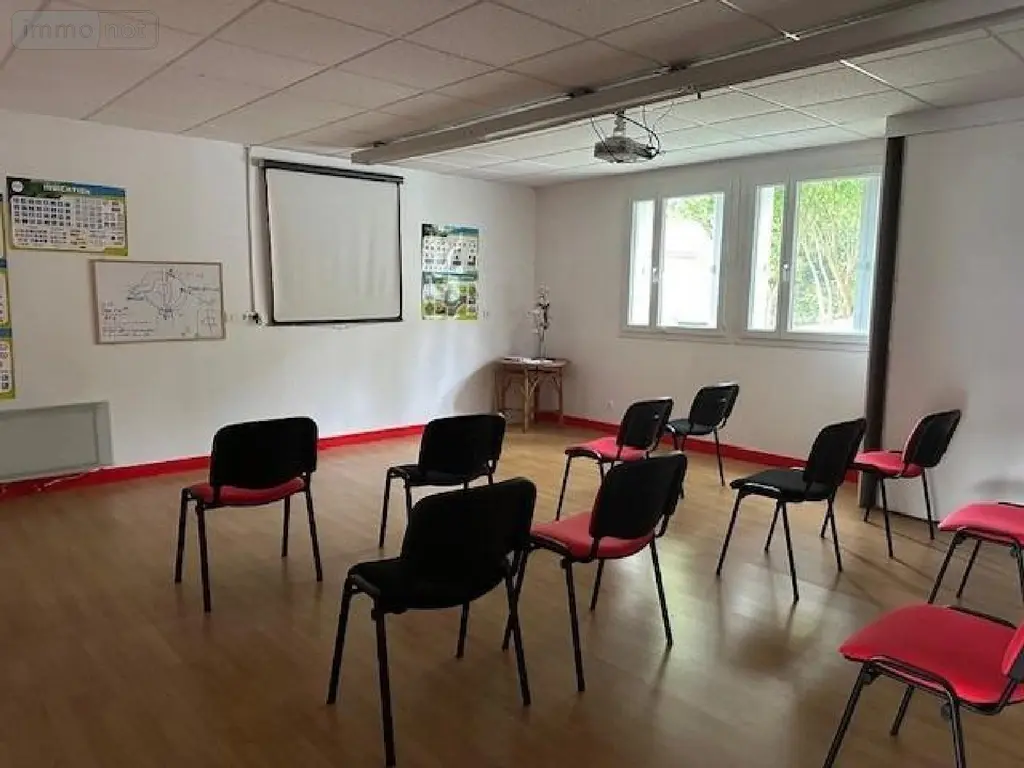 Location fonds et murs commerciaux Foucarmont 76340 Seine-Maritime 76 3 pièces 650 euros L158 004