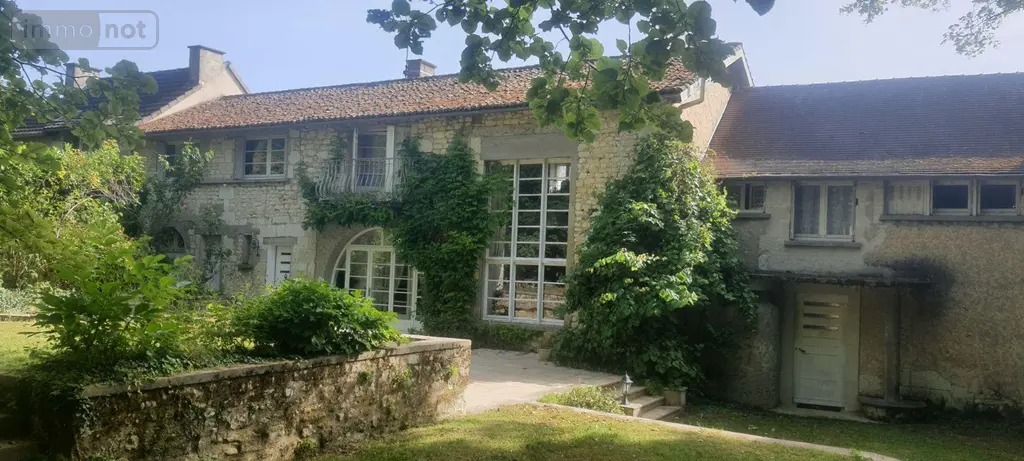 Maison a vendre Beaumont Saint-Cyr 86490 Vienne 86 225 m2 10 pièces 335360 euros 86024-MAIS2455 027