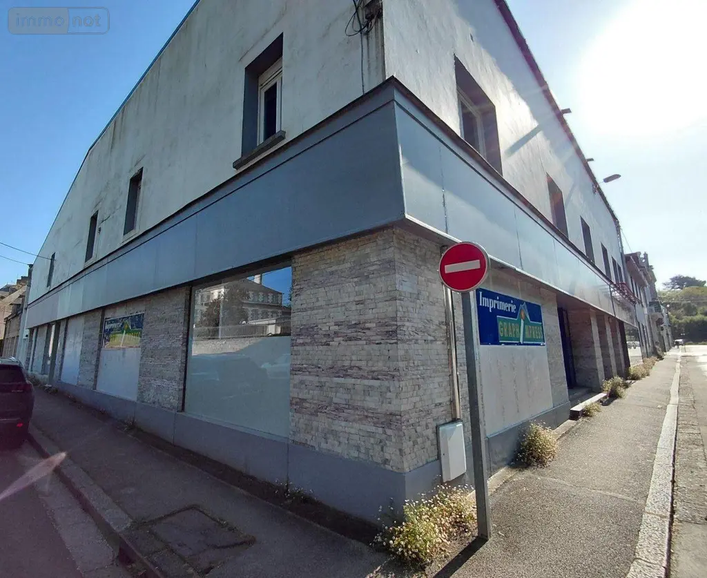 Fonds et murs commerciaux a vendre Pontivy 56300 Morbihan 56 209 m2 2 pièces 293680 euros 063-493 002