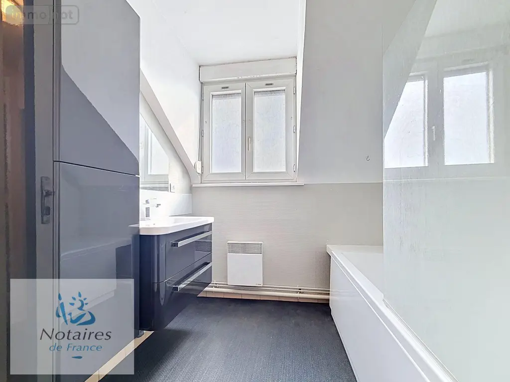 Location appartement Hazebrouck 59190 Nord 59 44 m2 1 pièce 710 euros H10045 004