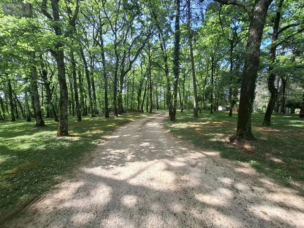 Maison a vendre Val de Louyre et Caudeau 24510 Dordogne 24 140 m2 5 pièces 359500 euros 18113/174 015