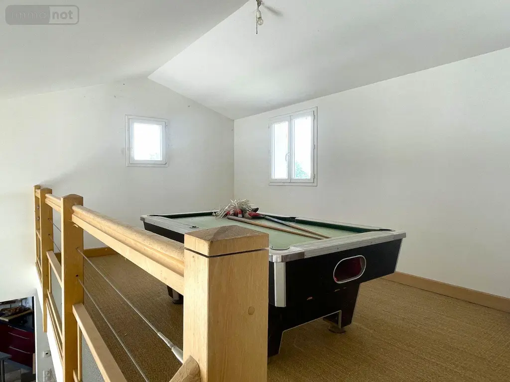 Maison a vendre Puyravault 85450 Vendée 85 167 m2 7 pièces 343200 euros VD/648 006