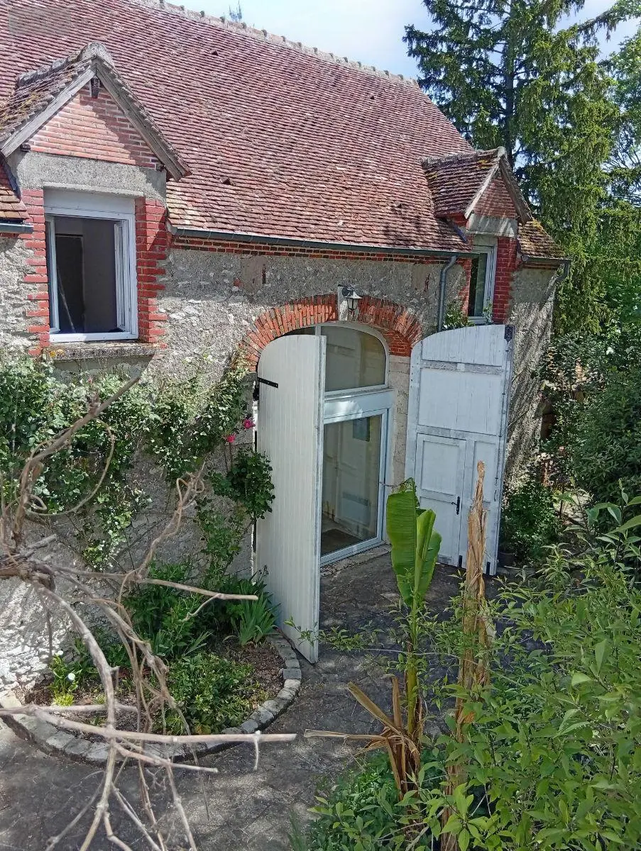Propriete a vendre Beaugency 45190 Loiret 45 280 m2 11 pièces 356900 euros 091/1508 024