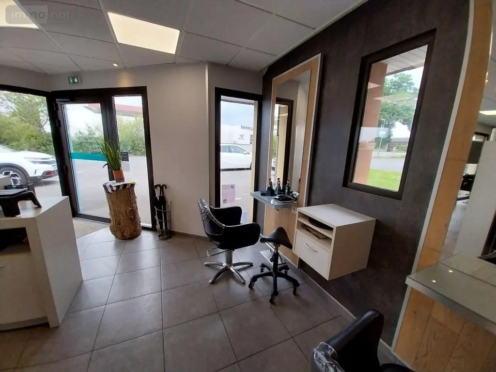Fonds et murs commerciaux a vendre La Bouëxière 35340 Ille-et-Vilaine 35 65 m2 64800 euros 35131-263 002