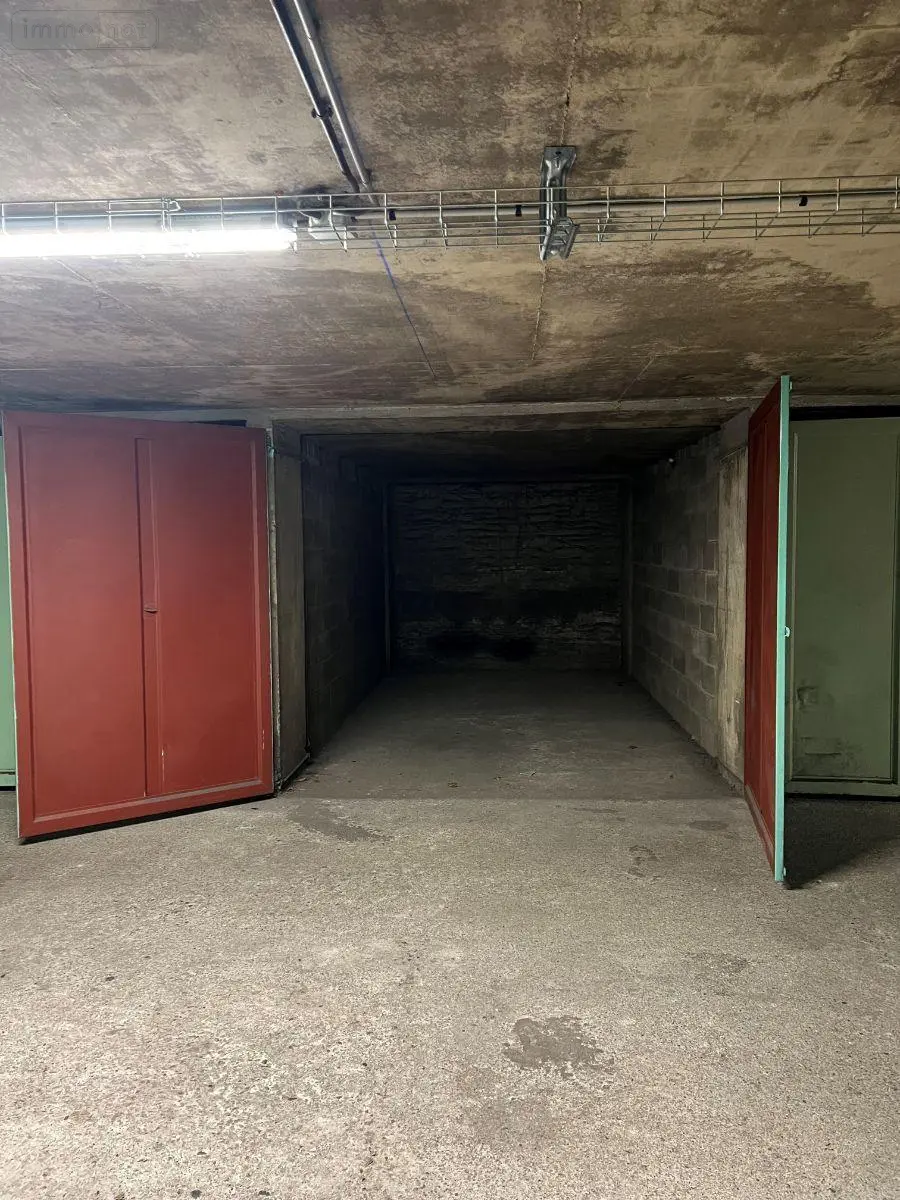 Garage et parking a vendre Rennes 35000 Ille-et-Vilaine 35 14 m2 1 pièce 29000 euros 11772/172 002