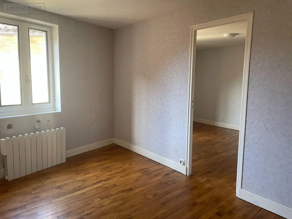 Immeuble de rapport a vendre Lacapelle-Marival 46120 Lot 46 89 m2 4 pièces 68000 euros 46030/IMMR/575 007