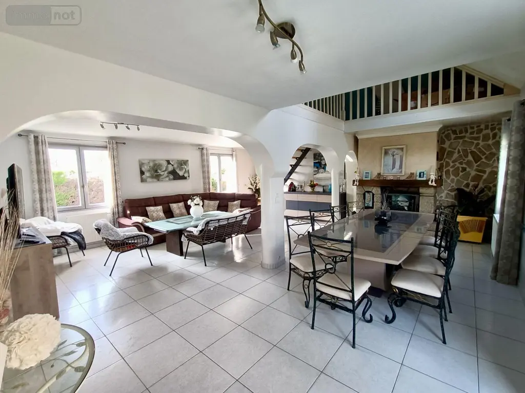 Maison a vendre Bruz 35170 Ille-et-Vilaine 35 138 m2 7 pièces 336375 euros 35129-6837 002