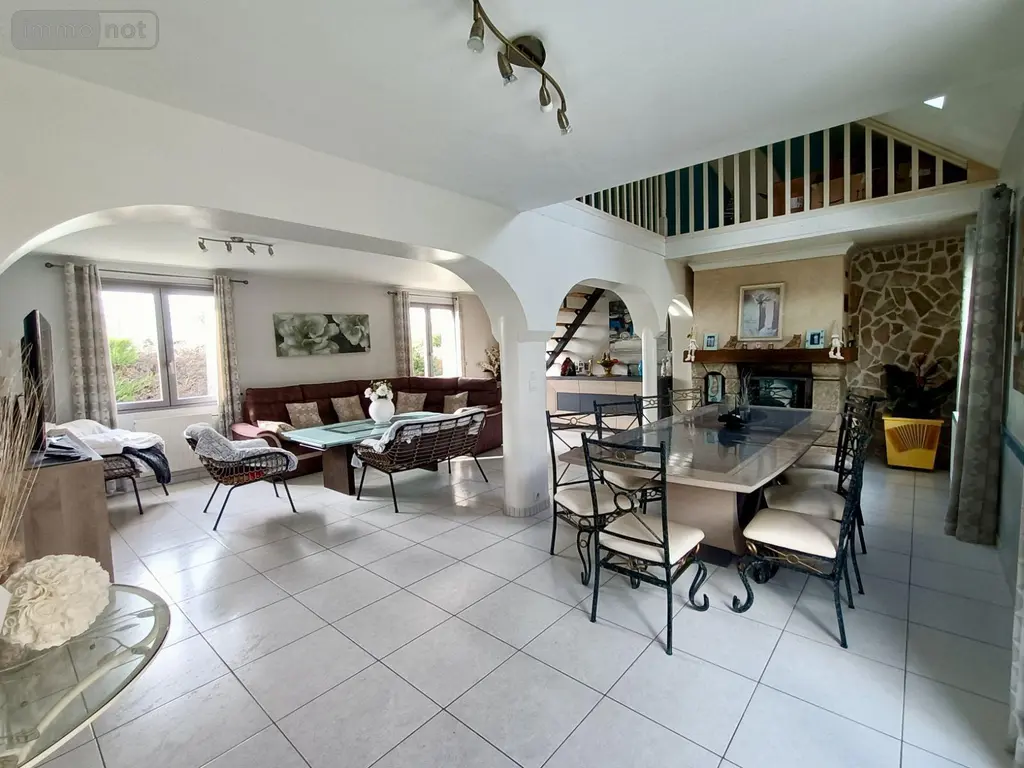 Maison a vendre Bruz 35170 Ille-et-Vilaine 35 138 m2 7 pièces 336375 euros 35129-6837 003
