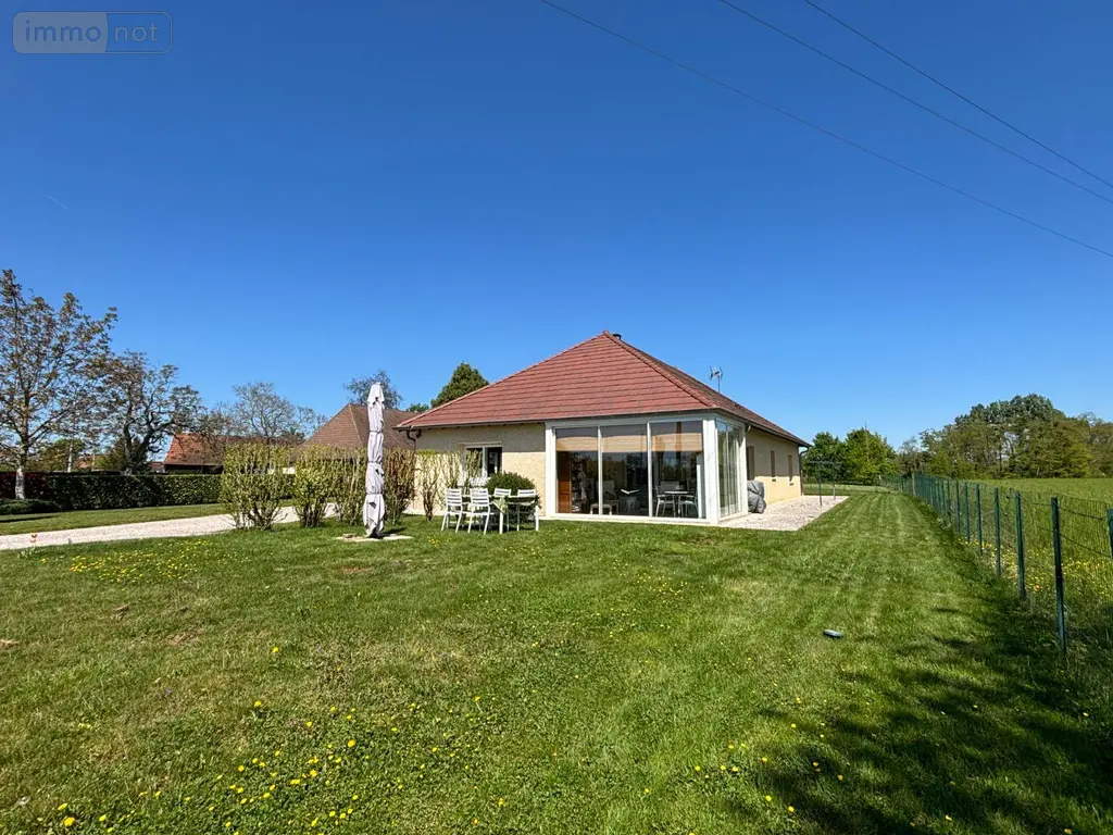 Maison a vendre Louhans-Châteaurenaud 71500 Saône-et-Loire 71 120 m2 4 pièces 249000 euros 71111-132 016