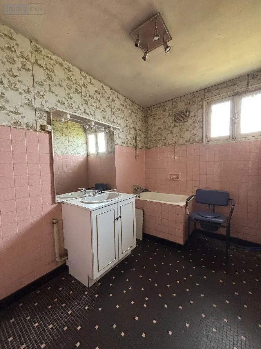 Maison a vendre Parigné 35133 Ille-et-Vilaine 35 112 m2 5 pièces 77970 euros 1364 011