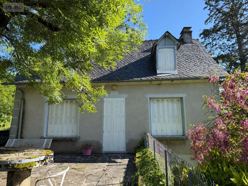 Maison a vendre Ally 15700 Cantal 15 99 m2 5 pièces 95400 euros 15060/1268 002